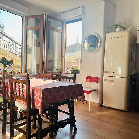 Mirador 5 Del Mercado Central - Habitacion Con Bano Privado En El Centro De La Ciudad Vella Valenza Esterno foto